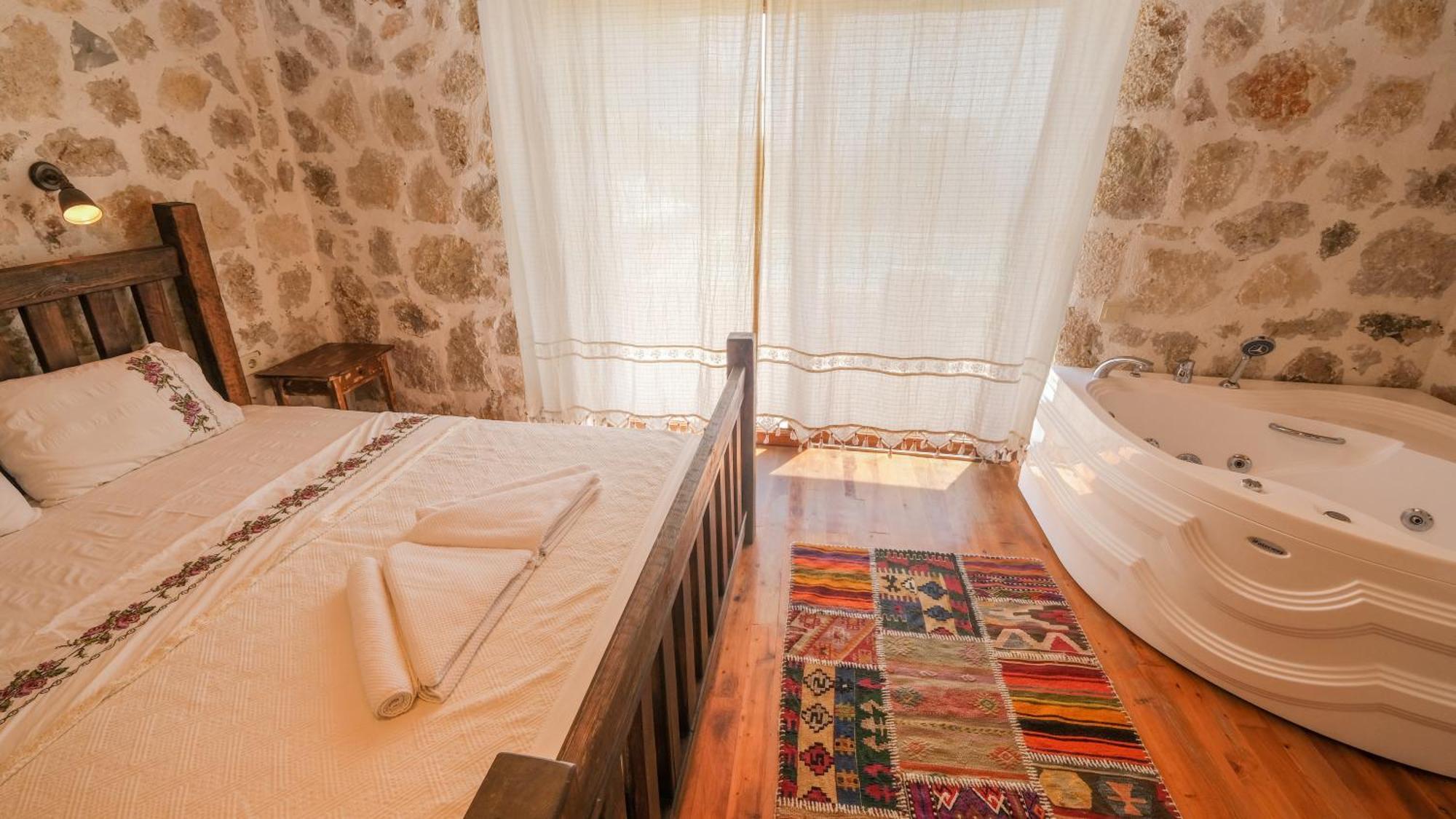 Вилла Likya House - Deniz Ve Doga Manzarali, Havuzlu Патара Экстерьер фото