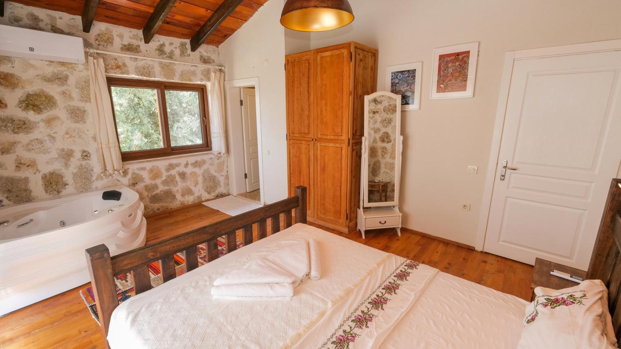 Вилла Likya House - Deniz Ve Doga Manzarali, Havuzlu Патара Экстерьер фото