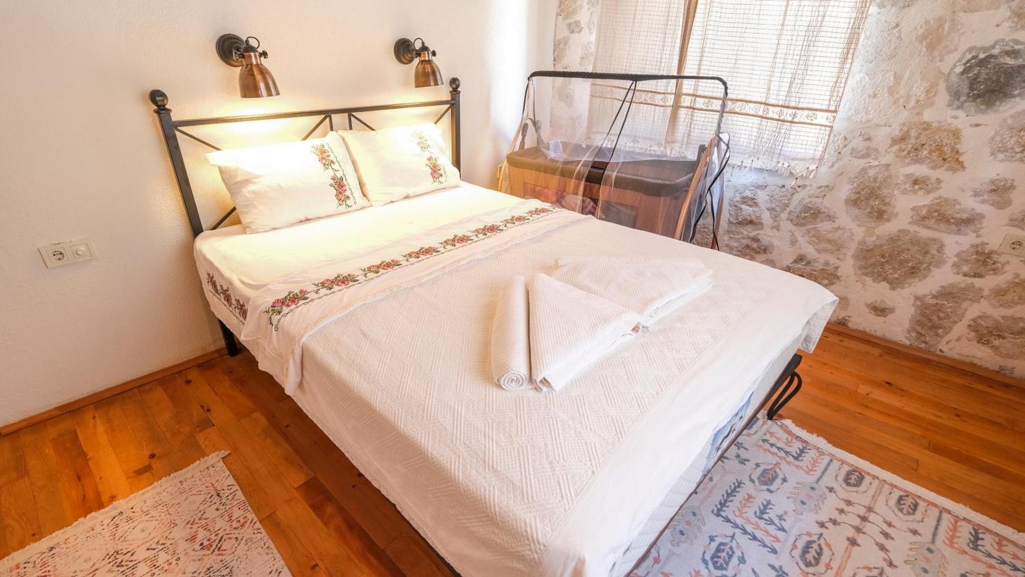 Вилла Likya House - Deniz Ve Doga Manzarali, Havuzlu Патара Экстерьер фото