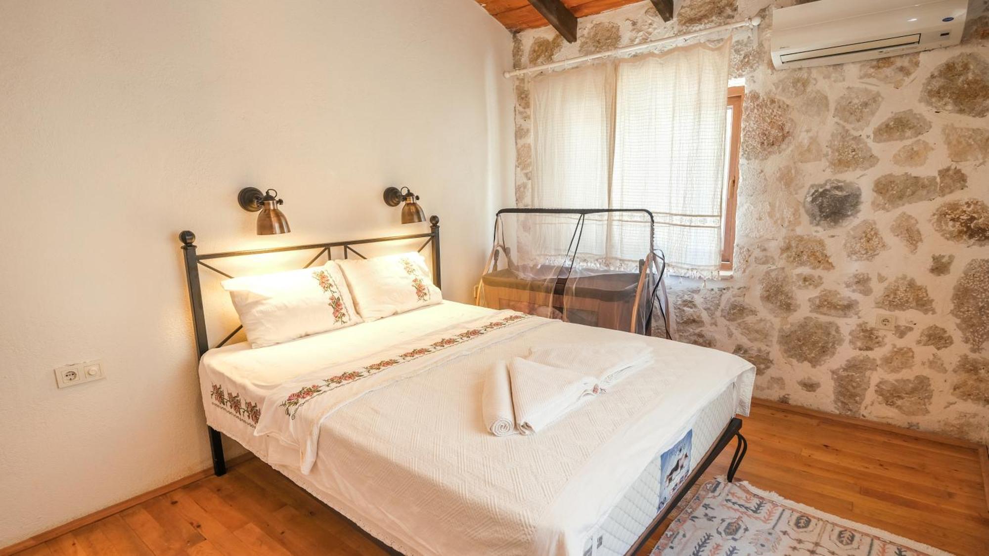 Вилла Likya House - Deniz Ve Doga Manzarali, Havuzlu Патара Экстерьер фото